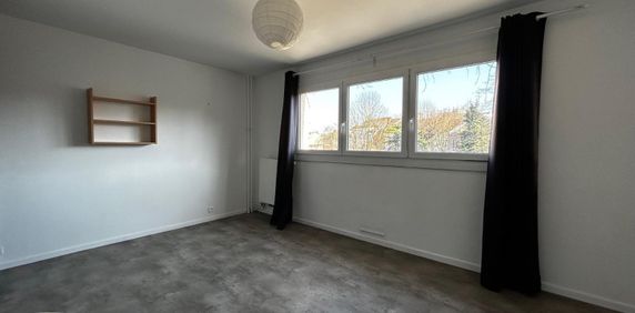 Location Appartement 1 pièce 24m² LILLE 59000 - Photo 2