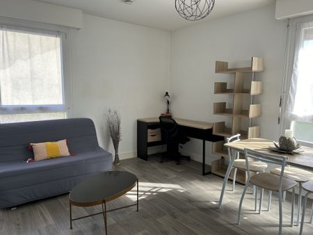 Reims beau type 1 meublé - Photo 4