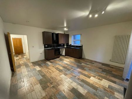 1 Bedroom Recently Built Apartment with a Garden to let in Billesley, Birmingham - Photo 5