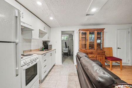 For Lease - 2427 Chasseur Avenue Unit# 3, Billings Bridge - Riverside Park and Area, Ontario - Photo 2