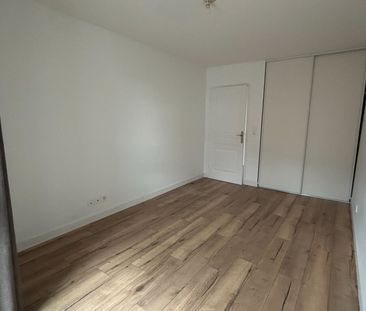 Location Appartement 2 pièces 43m² - Photo 6