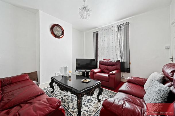 3 bedroom terraced house to rent - Photo 1