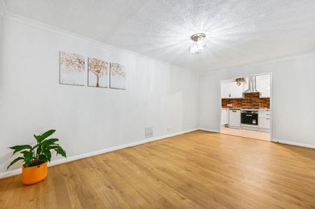 1 bedroom apartment to rent - Photo 2