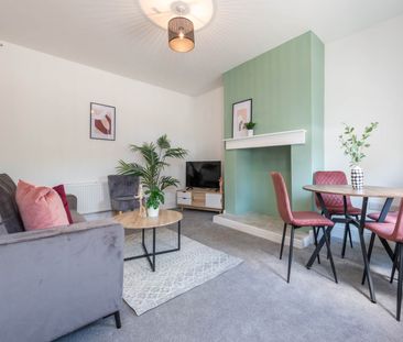 Lastingham Road, Bramley, Leeds - Photo 4