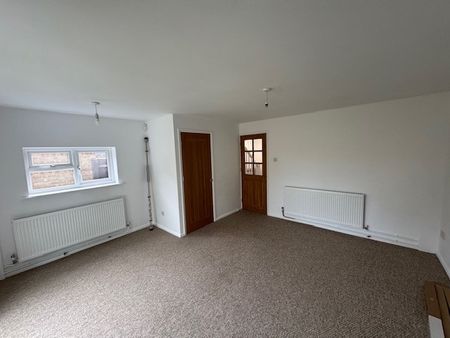 Orton WatervilleElstone, PE2 5JY, Peterborough - Photo 2