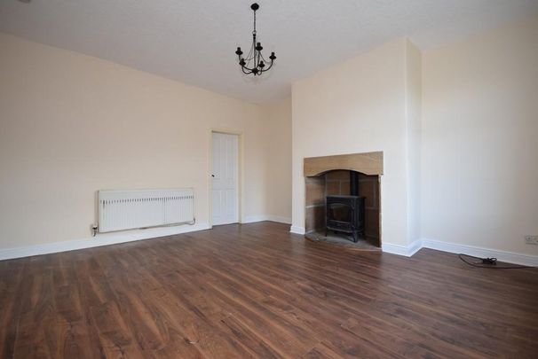 2 bedroom terraced house to rent - Photo 1