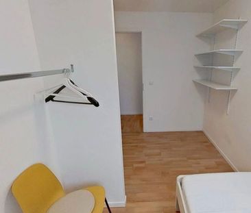 Möblierte 90qm 3-Zimmer-Wohnung mit Dachterrasse in Lichtenberg - Photo 4