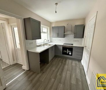 37 Parkgate Drive, Belfast, BT4 1EW - Photo 2