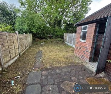 3 bedroom terraced house to rent - Photo 2