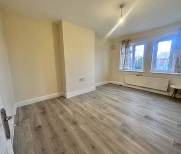 Rose Hill, Oxford - Photo 2