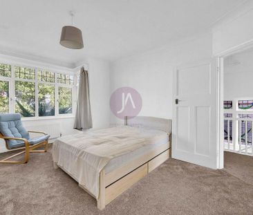 4 bedroom semi-detached house to rent - Photo 2