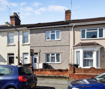 3 bedroom terraced house to rent - Photo 3