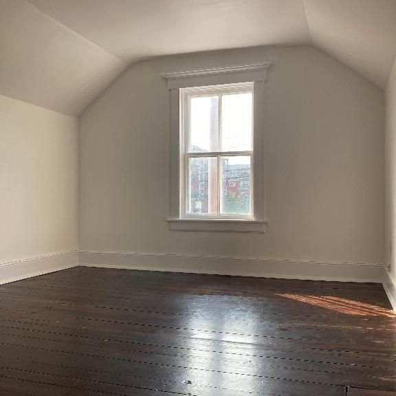 Charmant et Lumineux Appartement 4 ½ à Louer - Photo 1