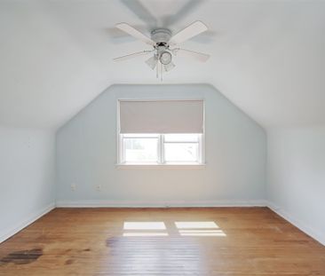 For Lease - 247 Jennings Crescent, Oakville, Ontario - Photo 4