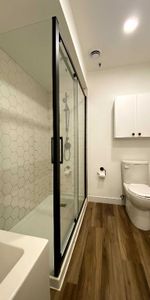 3 1/2 TOUT INCLUS - SEMI MEUBLÉ - DISPO MAINTENANT - Photo 3