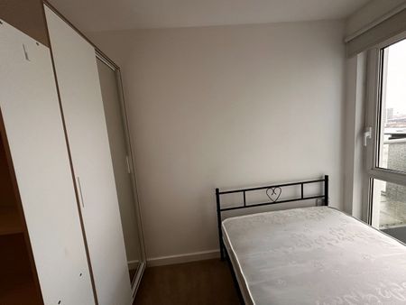 2 Bed Flat, Barge Walk, SE10 - Photo 5