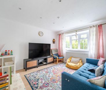 3 bedroom terraced house to rent - Photo 2