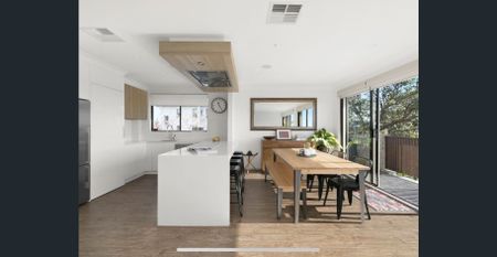 LUXURIOUS BONDI APARTMENT - FURNISHED OR UNFURNISHED LONG TERM - Photo 3