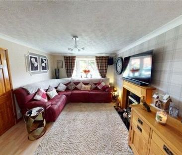 3 bedroom semi-detached house to rent - Photo 5