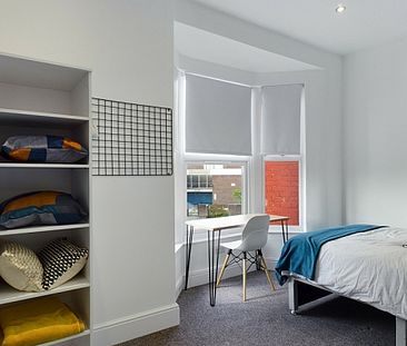 High Standard 6 Bedroom Student Property - Photo 2