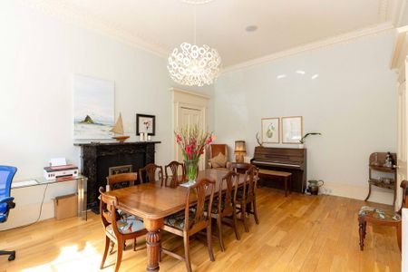 4 bedroom terraced house to rent - Photo 5