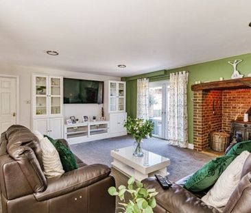 West Hoathly 4 bedroom house to rent - Photo 2