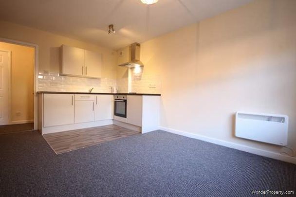 1 bedroom property to rent in Worcester - Photo 1