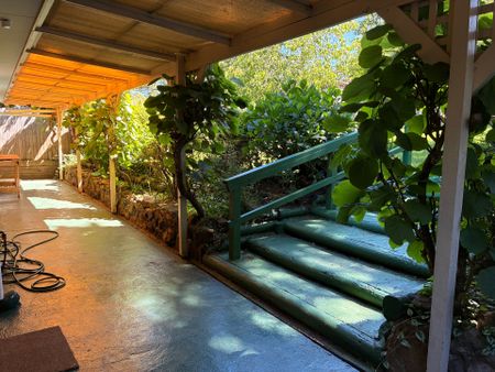 Short walk to Town - Photo 5