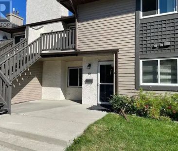 2 Bedroom 1.5 Bathroom - Cedarbrae | Calgary - Photo 1