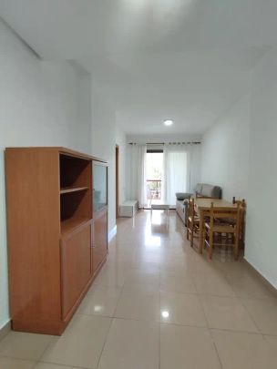 Apartamento de alquiler en Calle Carril Huerto Bombas, Santa María de Gracia - Photo 1