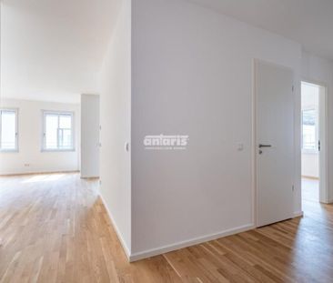 ** Moderne 3-Raum-Wohnung mit LOGGIA und EINBAUKÜCHE direkt im Zent... - Photo 1