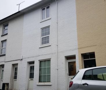 1 bedroom flat to rent - Photo 6