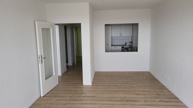 Helle City-Wohnung mit Duschbad und Balkon - Photo 1