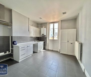 Location Appartement 3 pièces 83m² ST ETIENNE 42100 - Photo 6