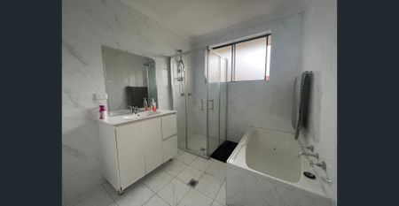 Private Room | Fully Furnished | Bills Included - Photo 5