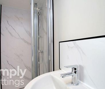 1 bedroom flat to rent - Photo 6