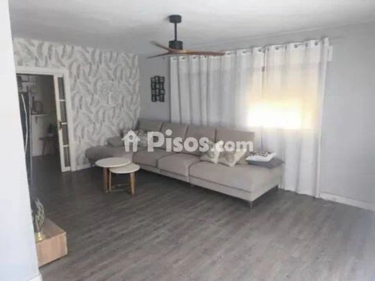 Chalet en alquiler en Guadalmar - Photo 1