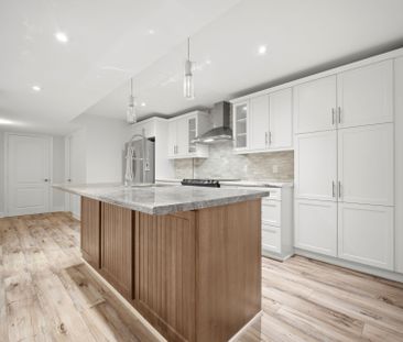 For Lease - 3277 Paul Henderson Drive, Mississauga, Ontario - Photo 3
