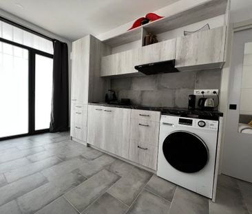 Carrer Ignacio Zuloaga, Valencia, Valencian Community 46024 - Photo 1