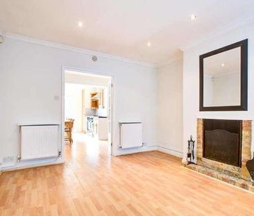 Bloxham Crescent, Hampton, TW12 - Photo 2