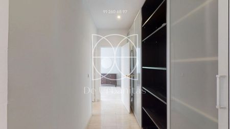 2 room luxury penthouse for rent in Madrid, Autonomous Region of Madrid - Photo 5