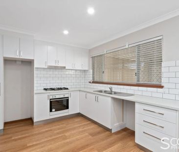 7A Amberley Way, HAMILTON HILL WA 6163 - Photo 4