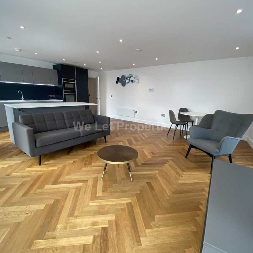 Price £2,200 pcm - Available 12/01/2026 - Furnished - Photo 1