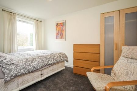 1 bedroom ground floor flat to rent - Photo 3