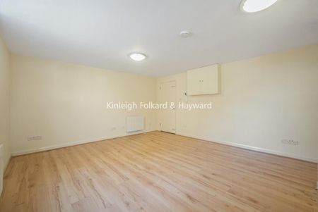Studio to rent - Photo 3