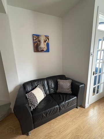 31 Donegall Avenue, Belfast, BT12 6LS - Photo 4