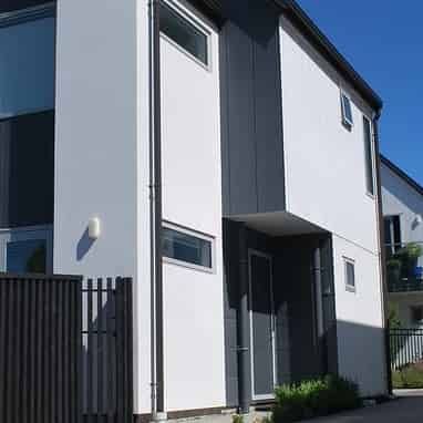 Modern 3BR Townhouse in St Albans - Photo 1