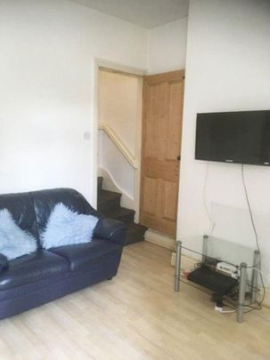3 bedroom house share to rent - Photo 1