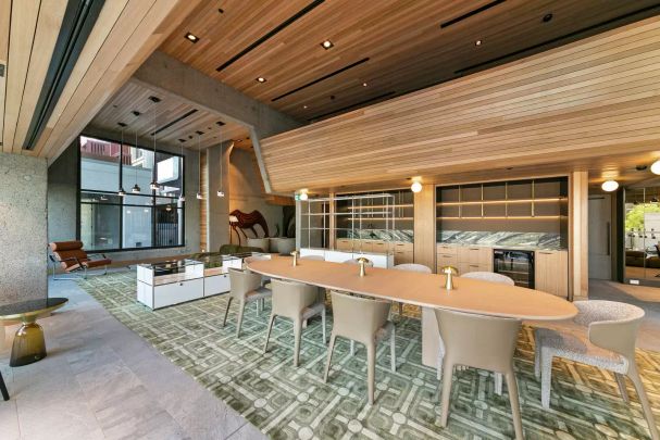 Timeless Luxury in an Iconic Sydney Setting - Photo 1