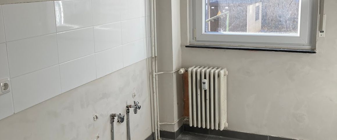 2-Zimmer-Wohnung mit Balkon in Frankfurt-Nieder-Eschbach - Foto 1